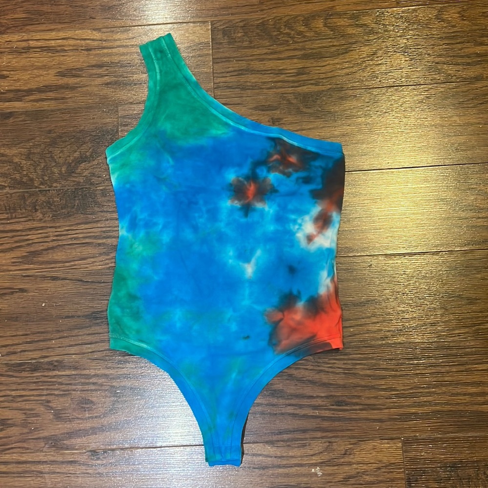 COTTON CITIZEN “the Brisbane bodysuit”